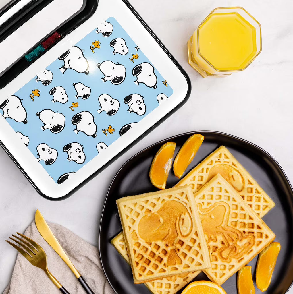 Double-Square Waffle Maker P3440