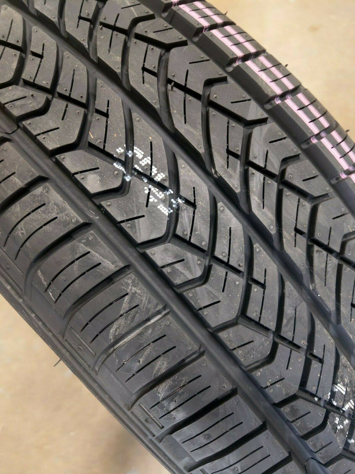 225/65R17 102T Tire W323646