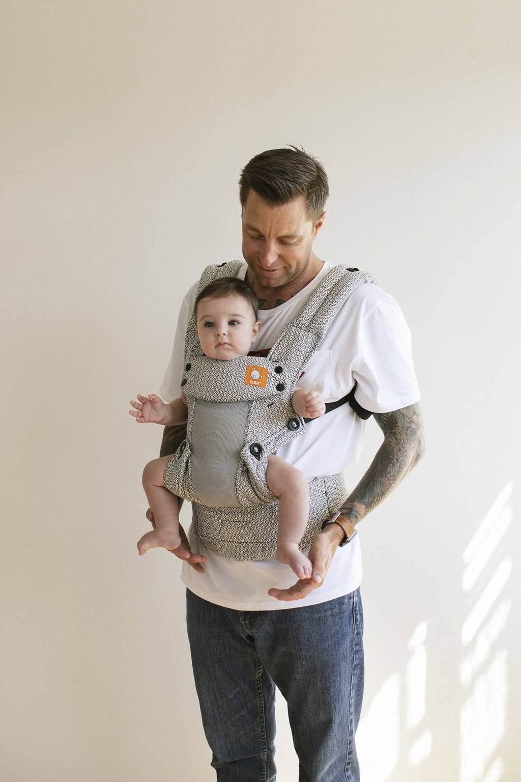 Tula Explore Baby Carrier Z6917