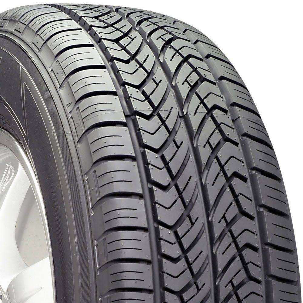 225/65R17 102T Tire W323646