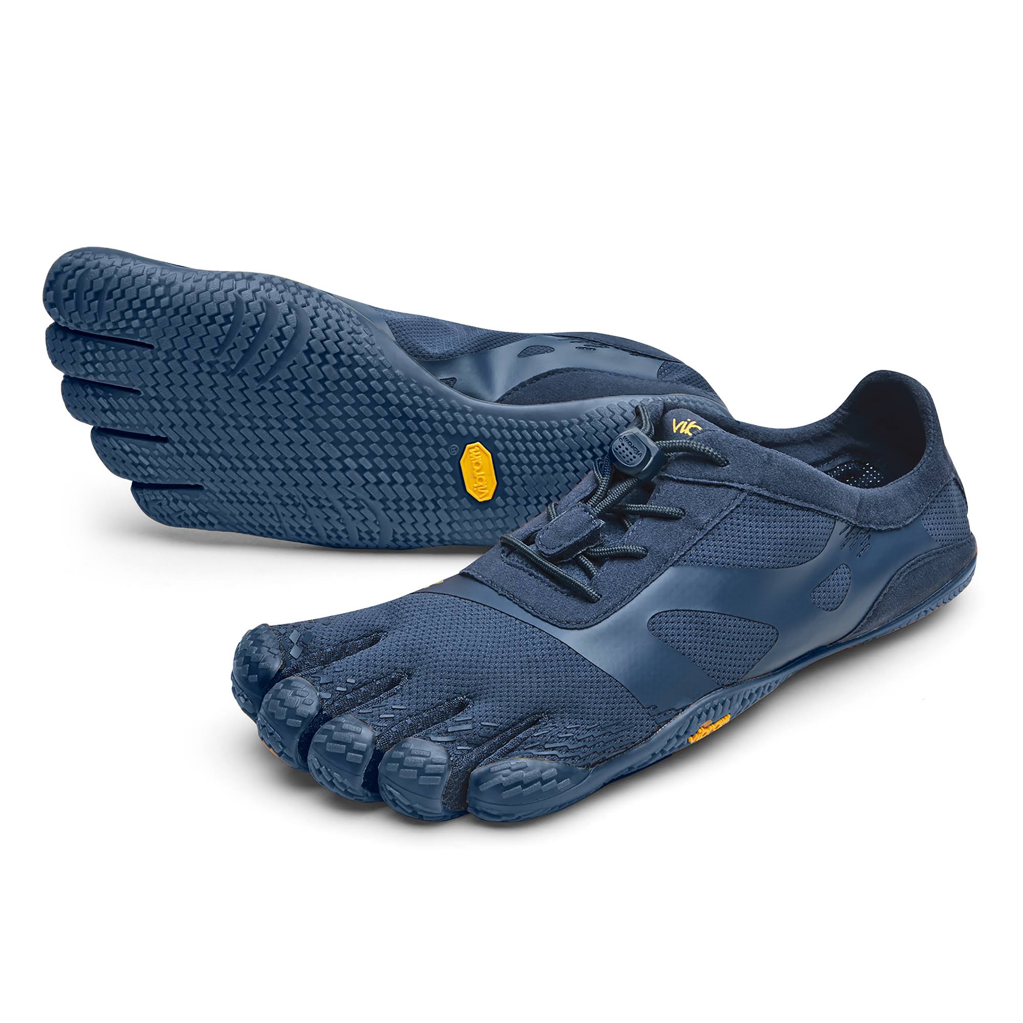Blue Cross Training Shoes L772