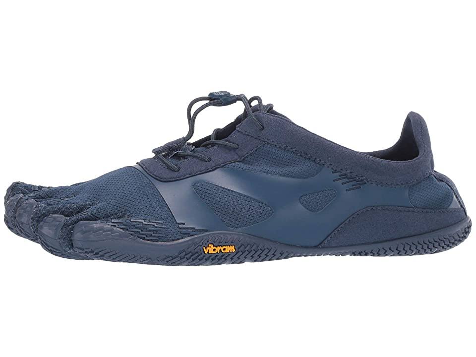 Blue Cross Training Shoes L772