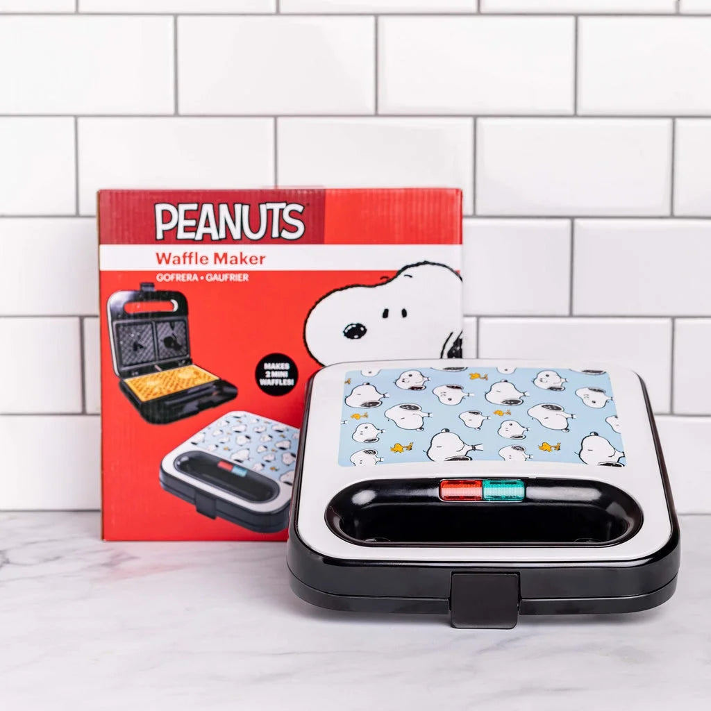Double-Square Waffle Maker P3440