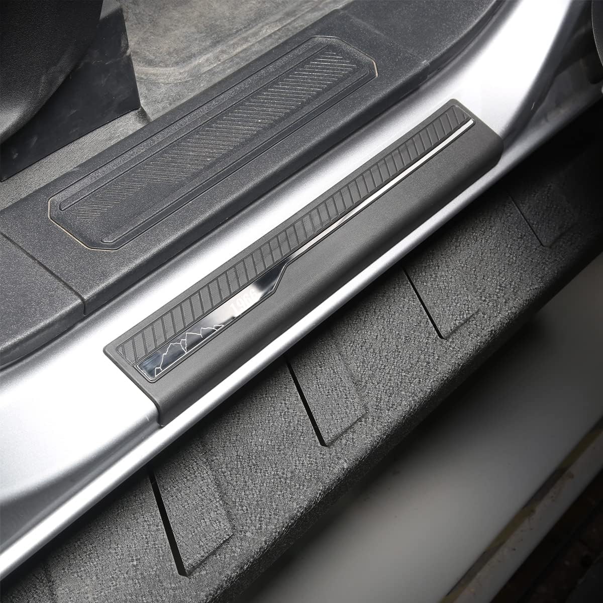Door Sill Guards Entry Sill Plate Protection 4Pcs/Set ABS Plastic Pack of 2 D875