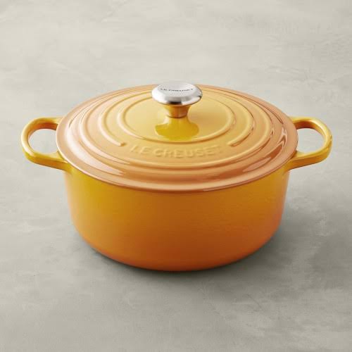 3.5-Quart Cast Iron Round Dutch Oven O987