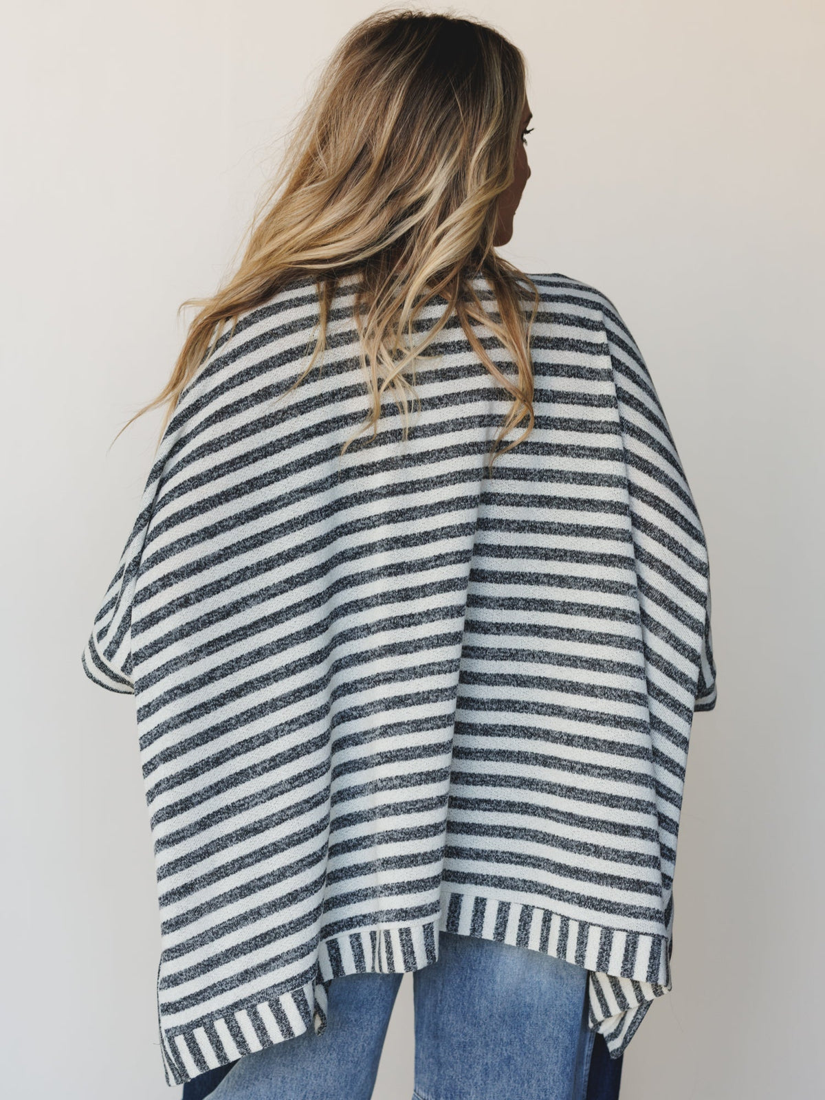 The Nest Endless Love Kimono - Natural Black