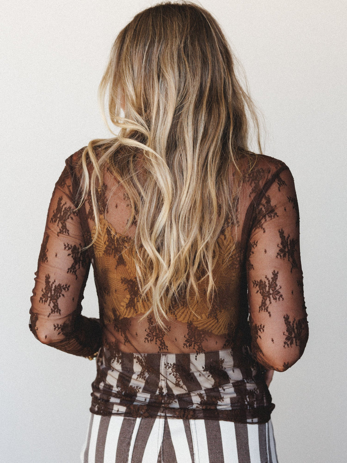 The Nest Lacey Floral Long Sleeve Top - Brown