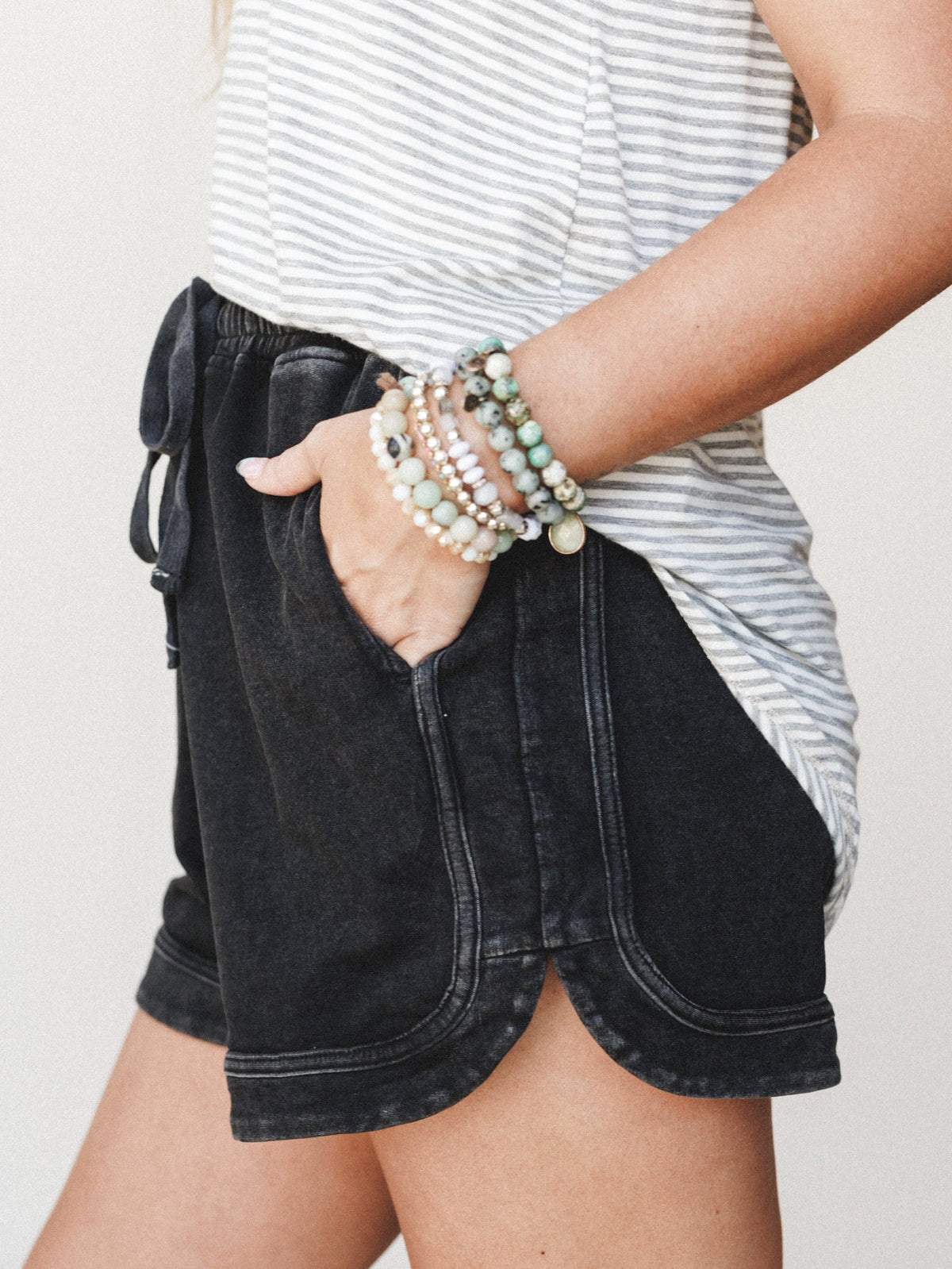 The Nest So Comfy Everyday Lounge Shorts - Faded Black