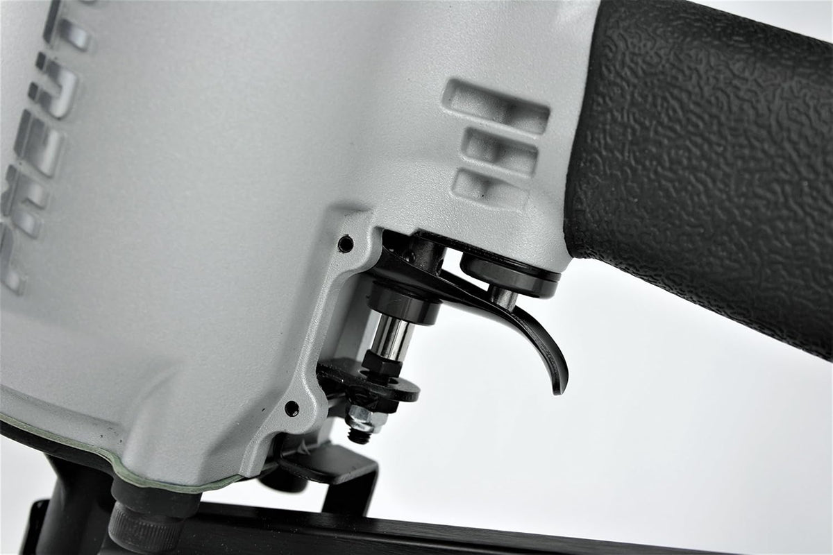 21 Degree Framing Nailer with Rafter Hook P581