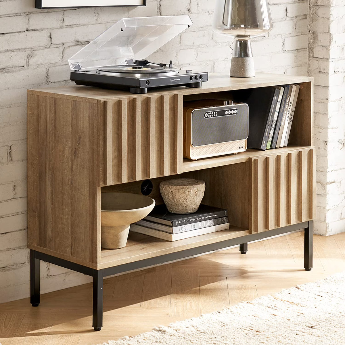 Industrial Farmhouse Console Table with Metal Legs N545